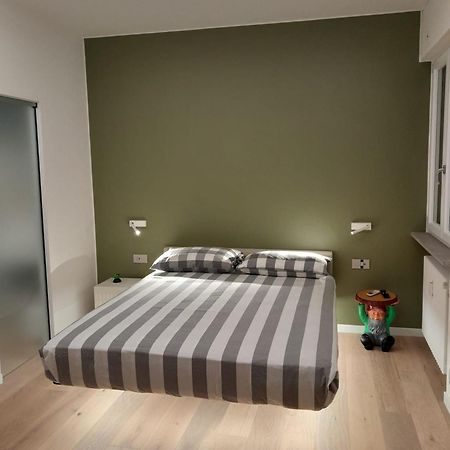 Ferienwohnung Monolocale Cairoli 18 Fiorenzuola dʼArda Exterior foto