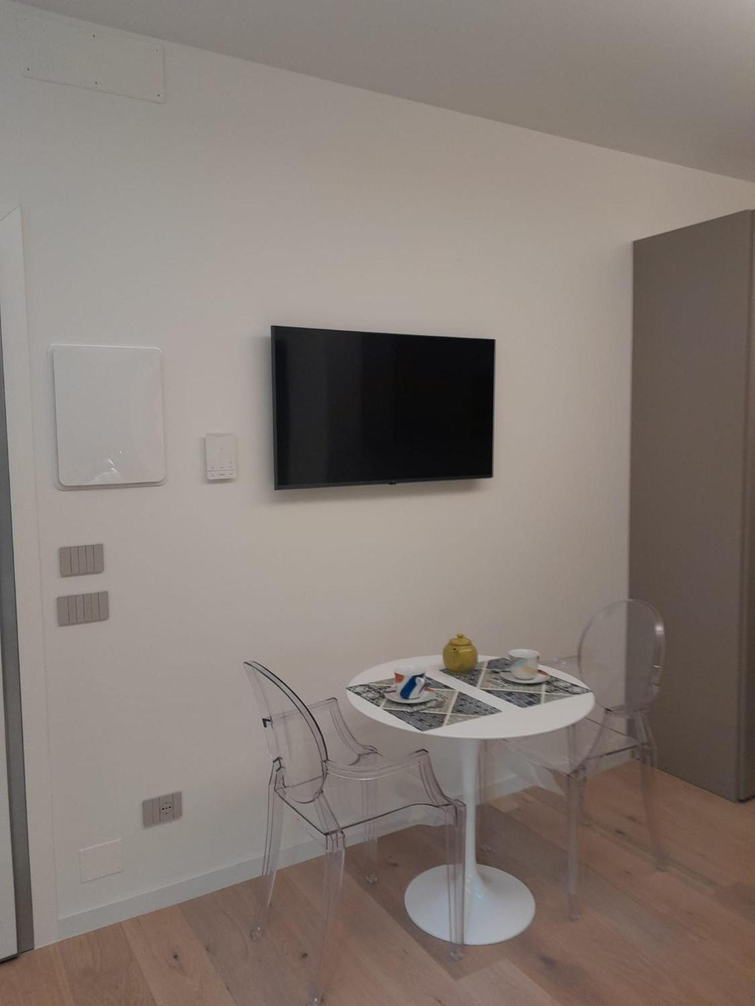 Ferienwohnung Monolocale Cairoli 18 Fiorenzuola dʼArda Exterior foto